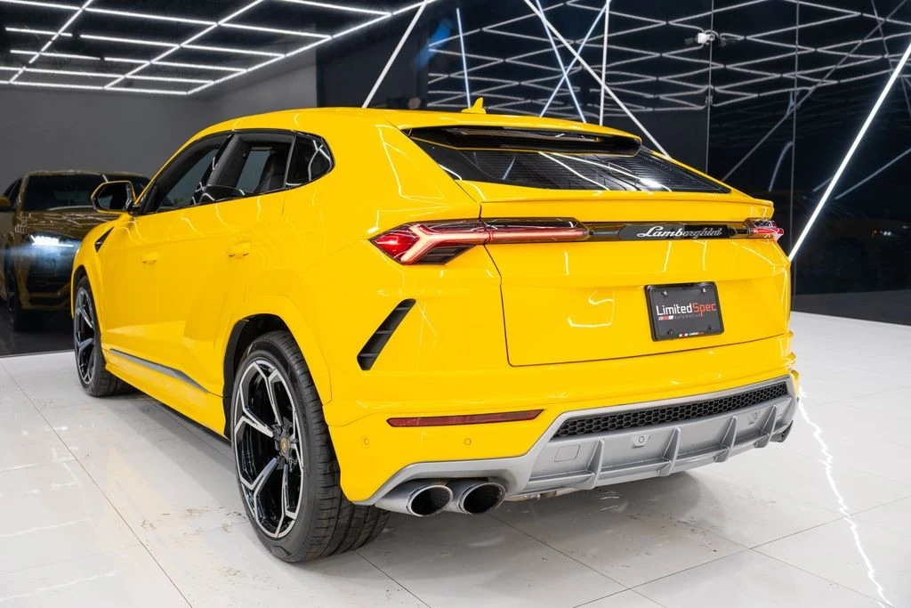 2022 Lamborghini Urus - Image 19 of 21