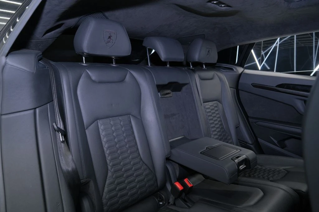 2022 Lamborghini Urus - Image 26 of 31