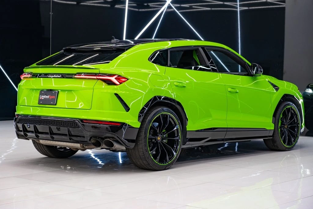 2022 Lamborghini Urus - Image 12 of 31
