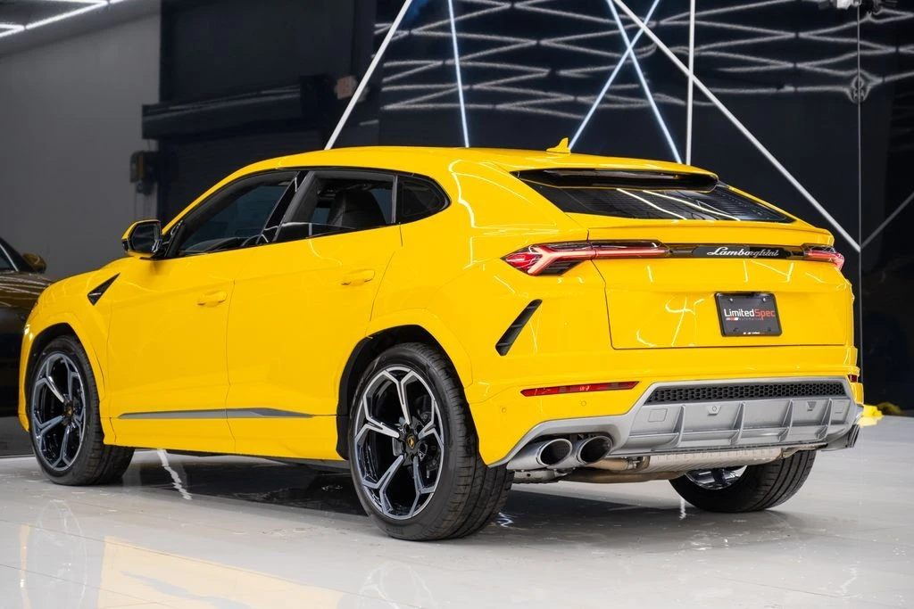 2022 Lamborghini Urus - Image 12 of 21