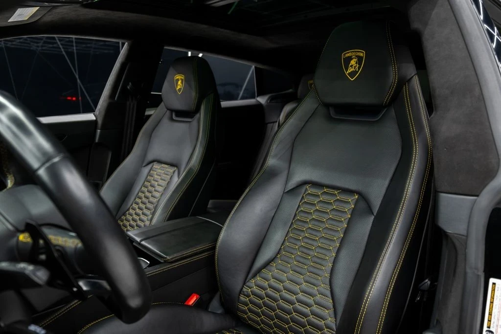 2022 Lamborghini Urus - Image 17 of 21