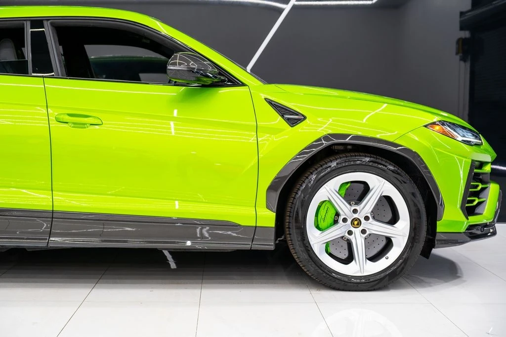 2022 Lamborghini Urus - Image 11 of 21
