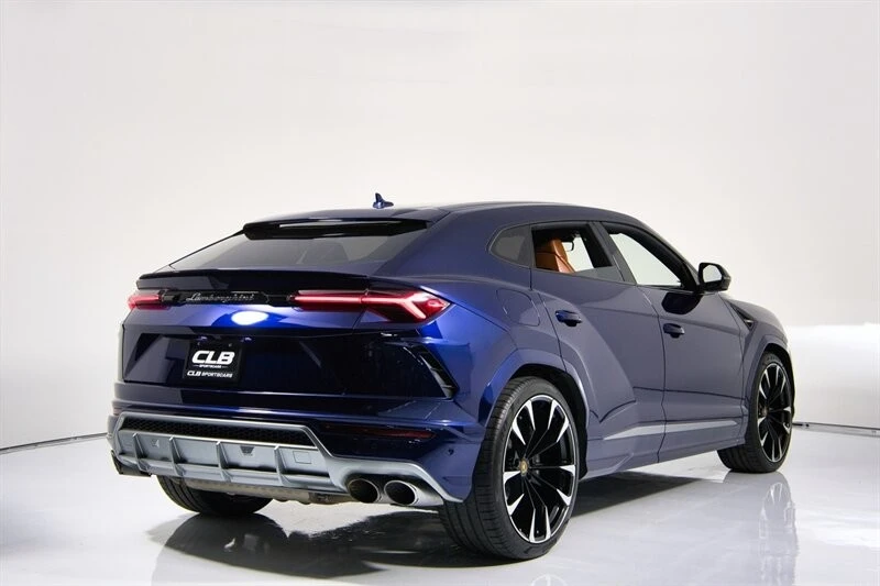 2022 Lamborghini Urus - Image 10 of 31