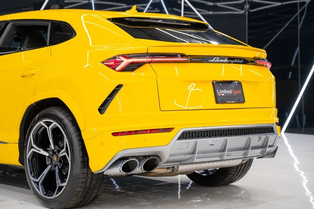 2022 Lamborghini Urus - Image 13 of 21