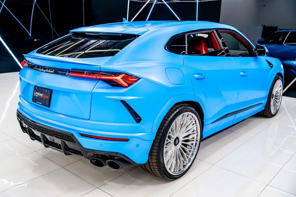 2022 Lamborghini Urus - Image 17 of 21