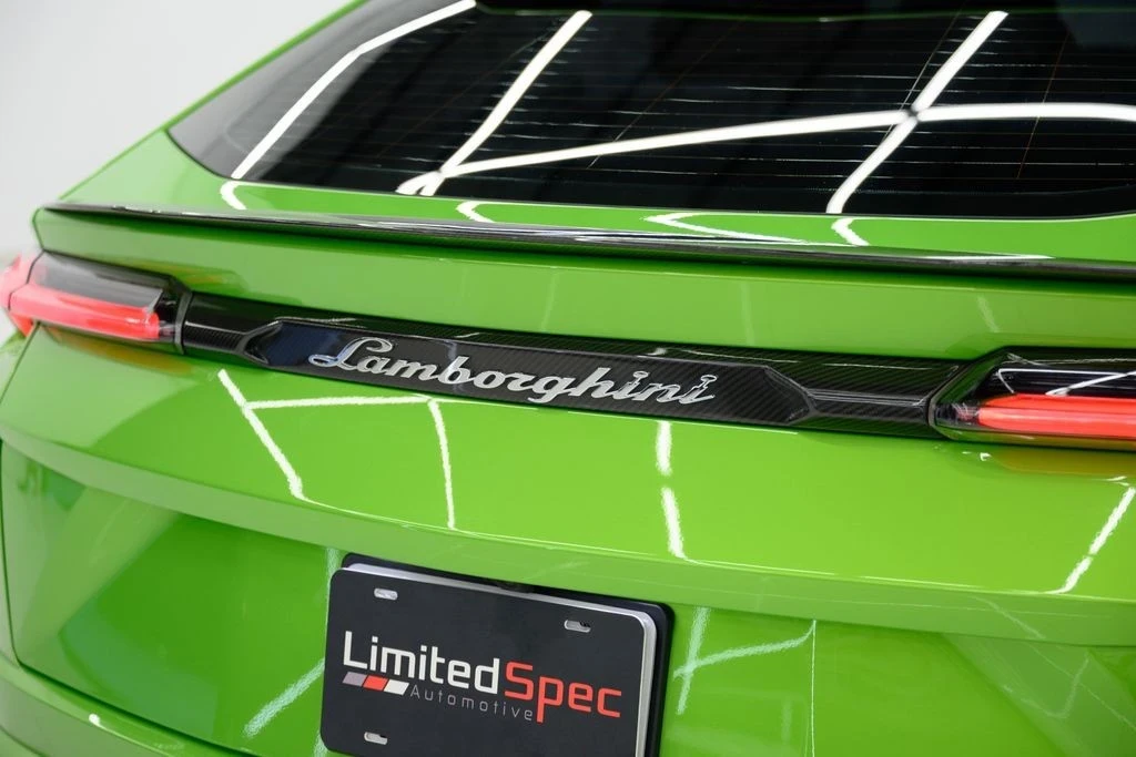 2022 Lamborghini Urus - Image 16 of 21