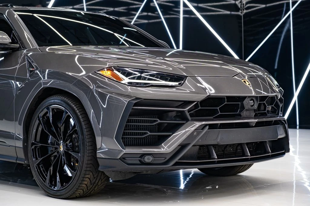2022 Lamborghini Urus - Image 5 of 31