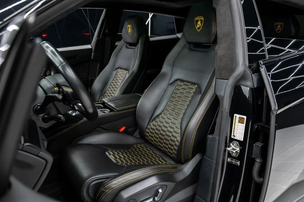 2022 Lamborghini Urus - Image 19 of 21