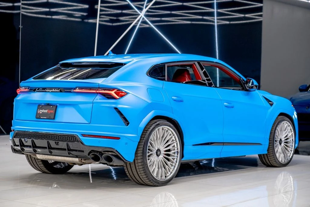 2022 Lamborghini Urus - Image 15 of 21