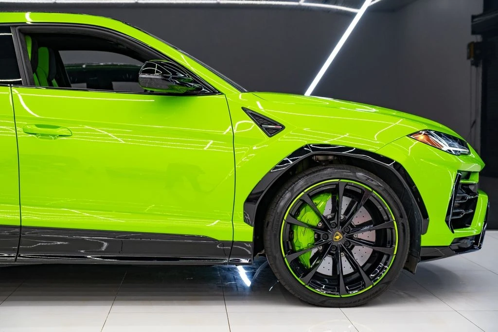 2022 Lamborghini Urus - Image 7 of 31