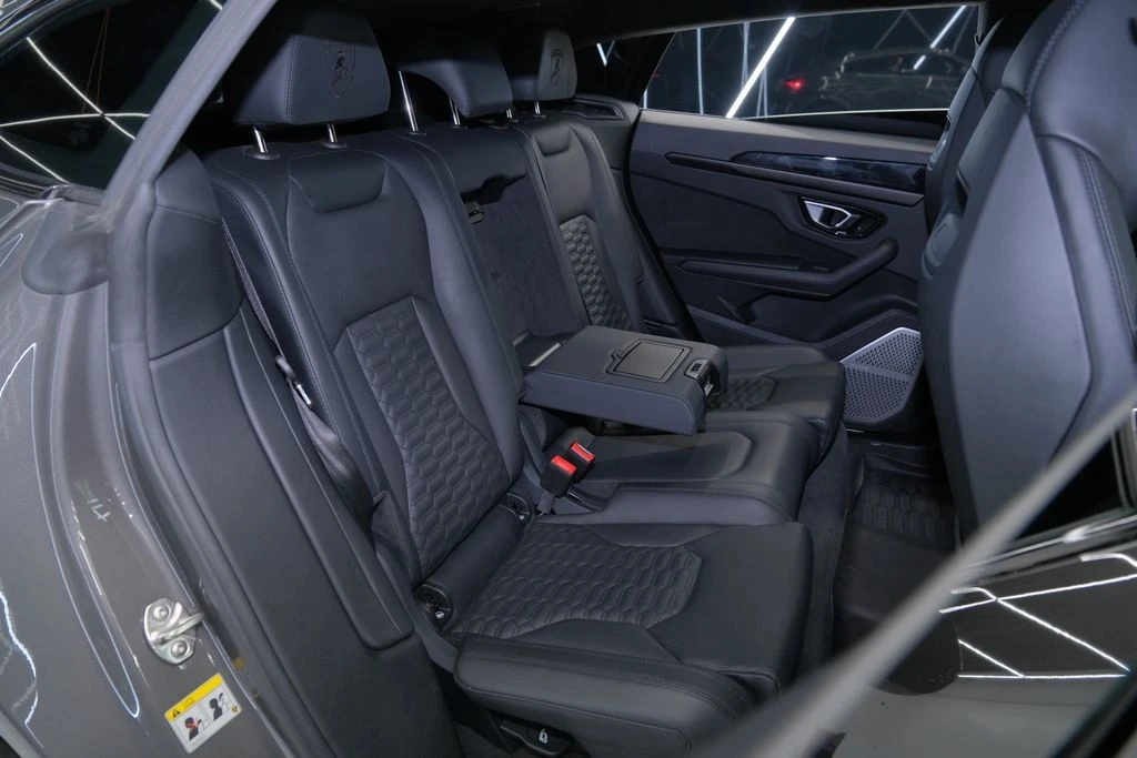 2022 Lamborghini Urus - Image 27 of 31