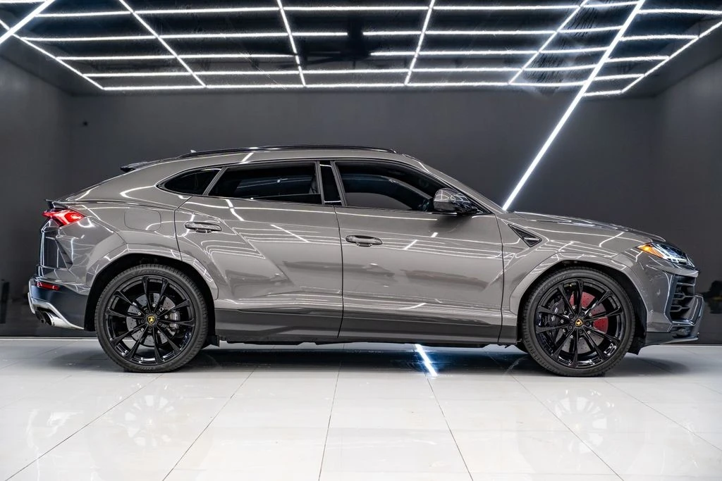 2022 Lamborghini Urus - Image 6 of 31