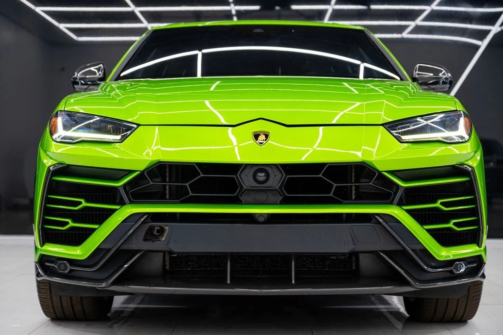 2022 Lamborghini Urus - Image 2 of 21
