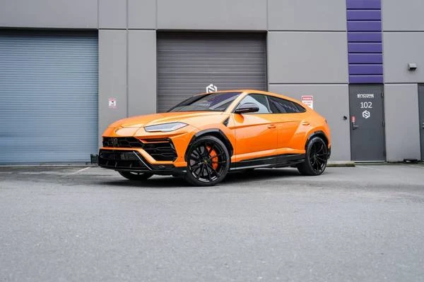 2022 Lamborghini Urus - Image 7 of 21