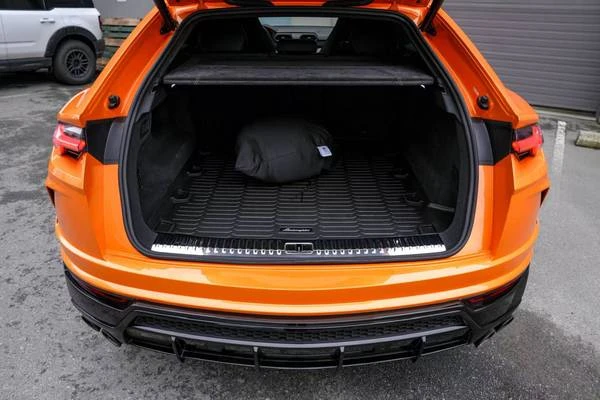 2022 Lamborghini Urus - Image 3 of 21