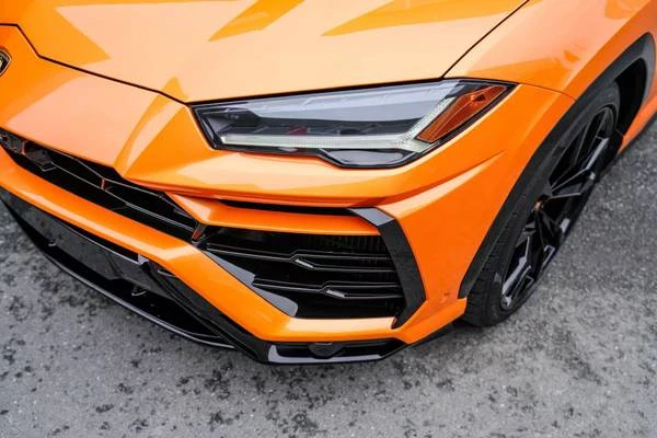 2022 Lamborghini Urus - Image 11 of 21