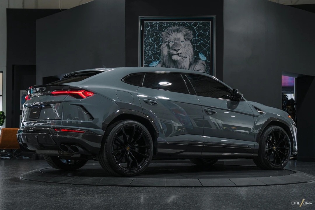 2022 Lamborghini Urus - Image 4 of 31