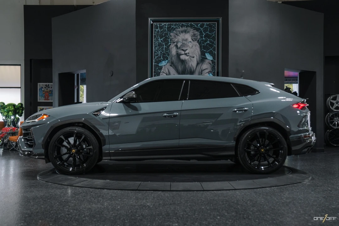 2022 Lamborghini Urus - Image 22 of 31