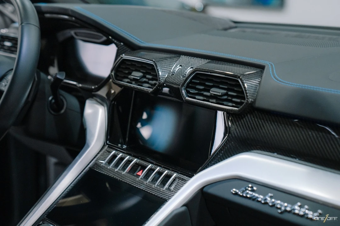 2022 Lamborghini Urus - Image 30 of 31