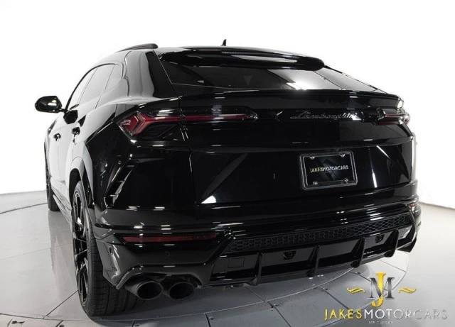 2022 Lamborghini Urus - Image 8 of 21