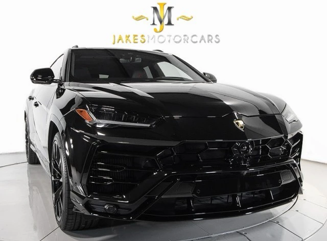 2022 Lamborghini Urus - Image 16 of 21