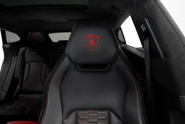 2022 Lamborghini Urus - Image 4 of 21