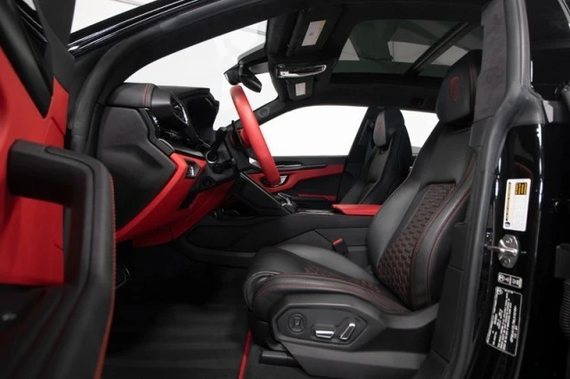 2022 Lamborghini Urus - Image 20 of 21