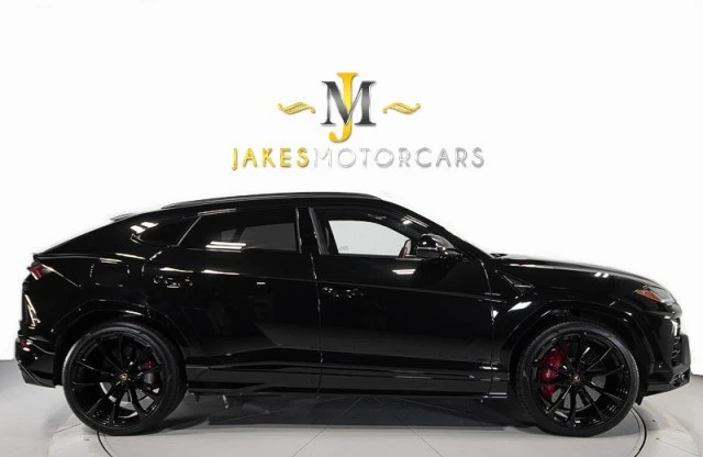 2022 Lamborghini Urus - Image 13 of 21