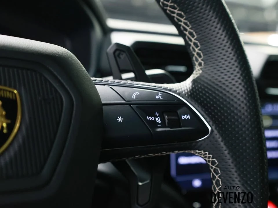 2022 Lamborghini Urus - Image 19 of 20