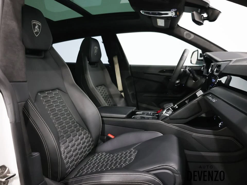2022 Lamborghini Urus - Image 9 of 20
