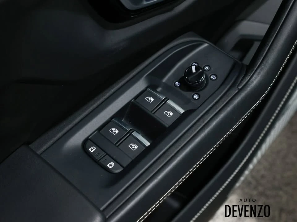 2022 Lamborghini Urus - Image 13 of 20
