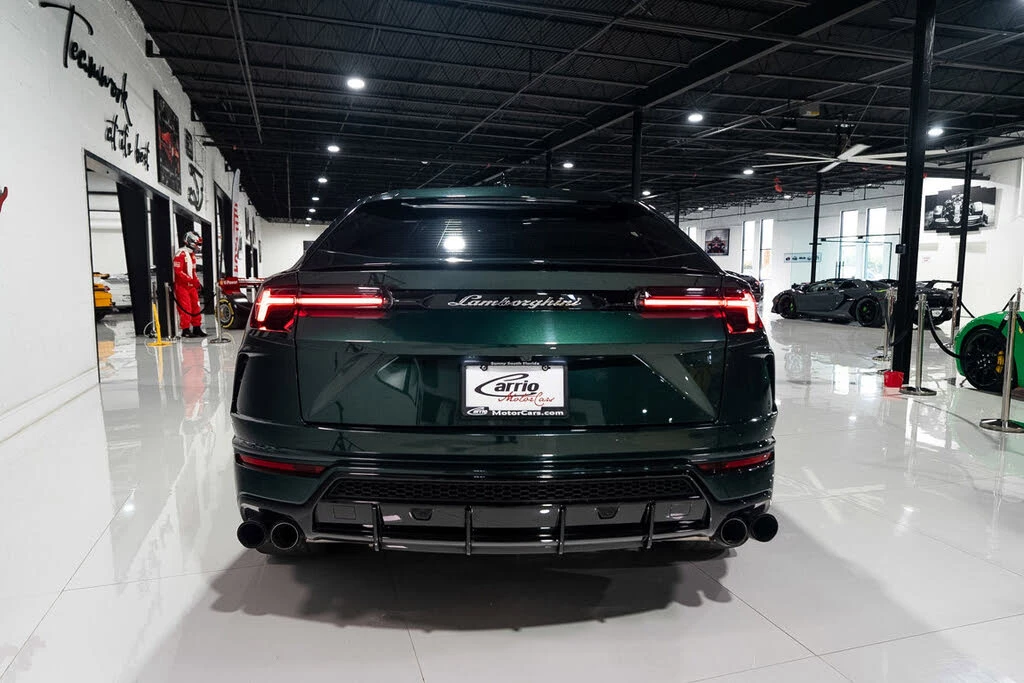 2022 Lamborghini Urus - Image 6 of 31
