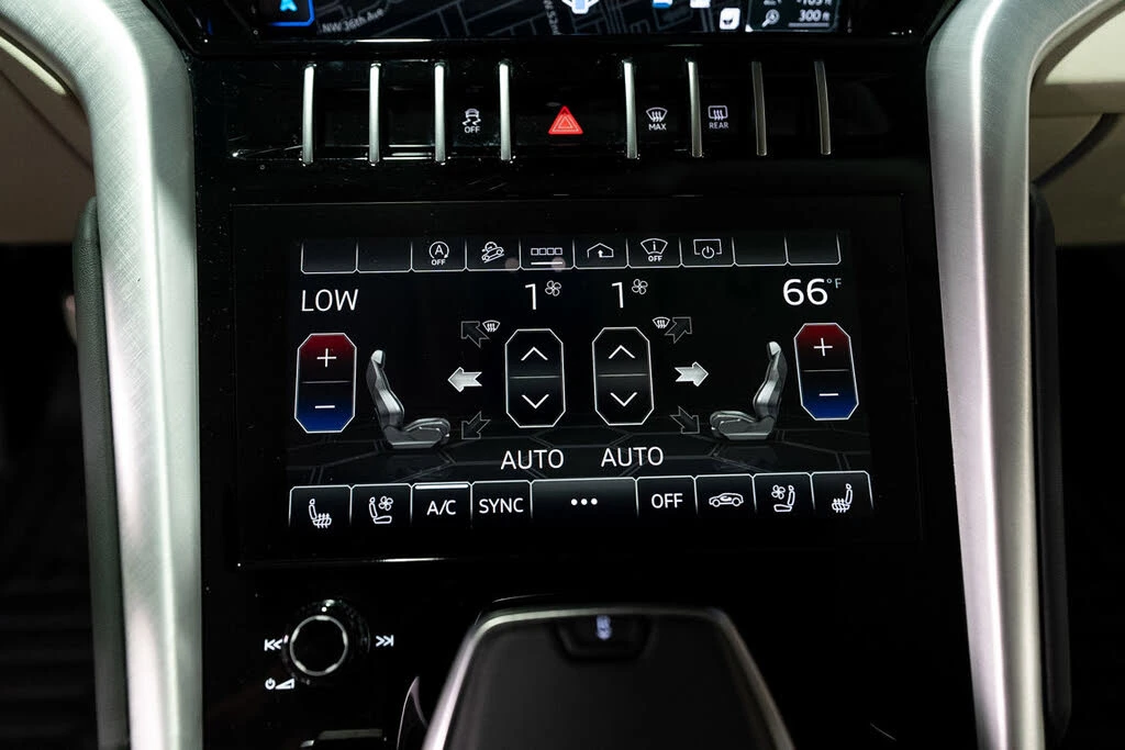 2022 Lamborghini Urus - Image 23 of 31