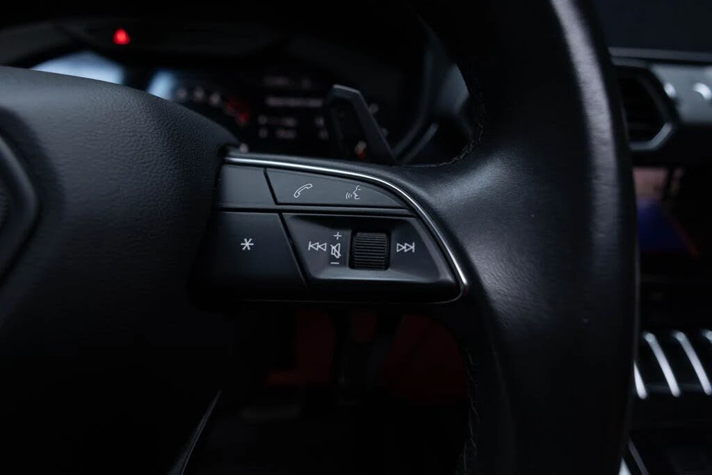 2022 Lamborghini Urus - Image 25 of 31
