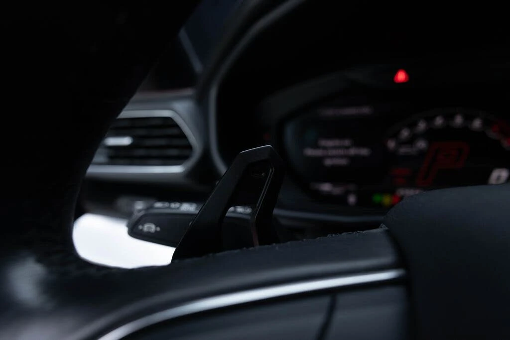 2022 Lamborghini Urus - Image 28 of 31