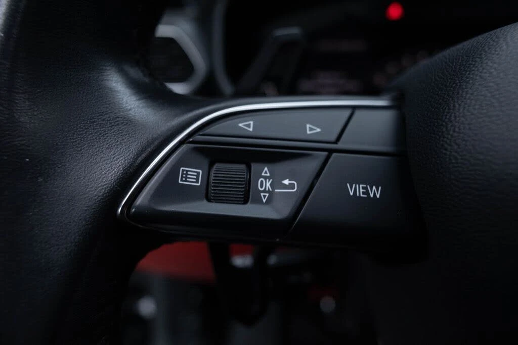 2022 Lamborghini Urus - Image 26 of 31