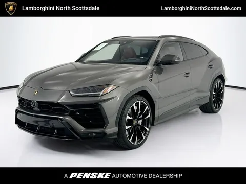 2022 Lamborghini Urus Base