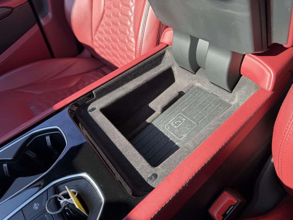 2022 Lamborghini Urus - Image 30 of 31