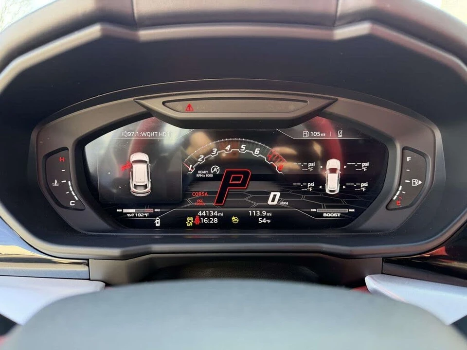2022 Lamborghini Urus - Image 26 of 31