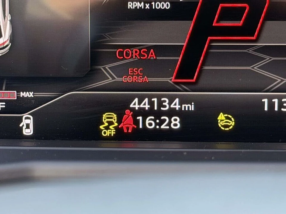2022 Lamborghini Urus - Image 25 of 31