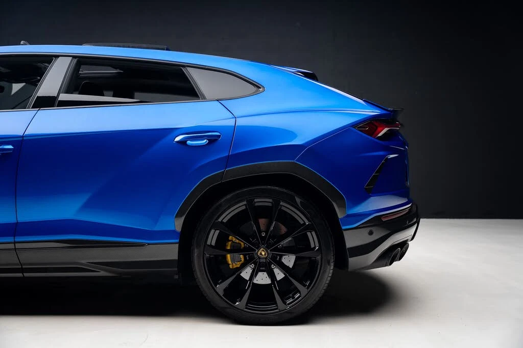 2022 Lamborghini Urus - Image 23 of 31