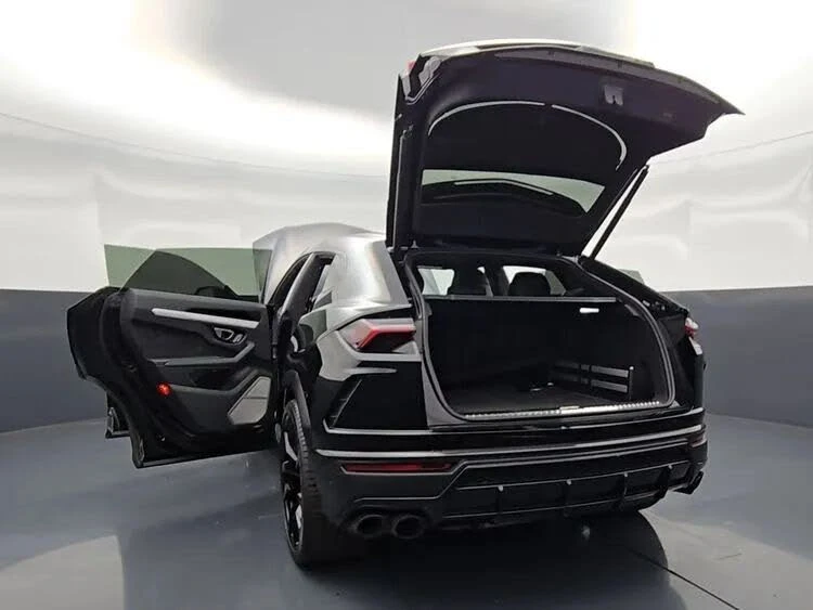 2022 Lamborghini Urus - Image 24 of 31