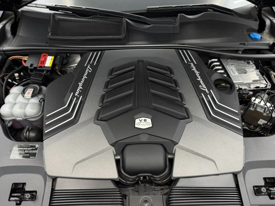 2022 Lamborghini Urus - Image 30 of 31