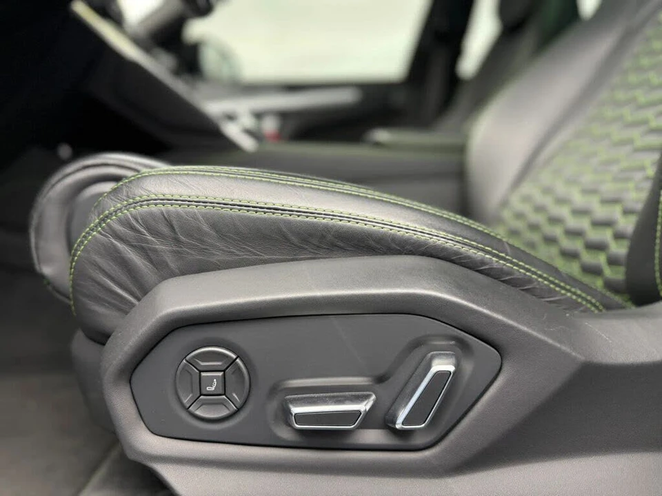 2022 Lamborghini Urus - Image 27 of 31