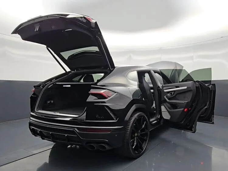 2022 Lamborghini Urus - Image 20 of 31