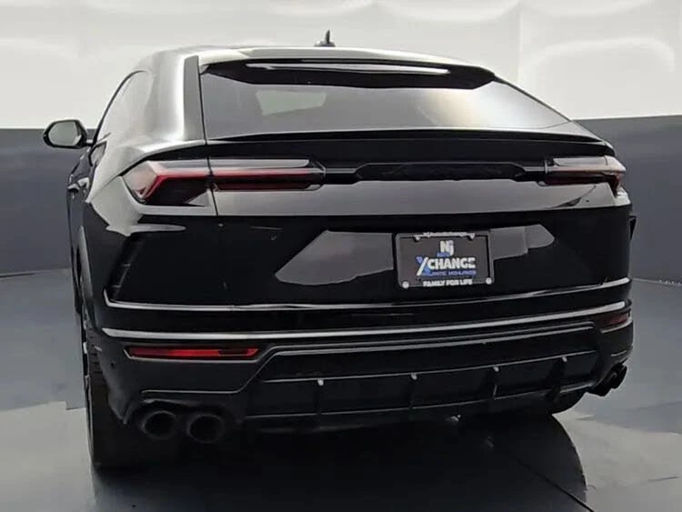 2022 Lamborghini Urus - Image 5 of 31