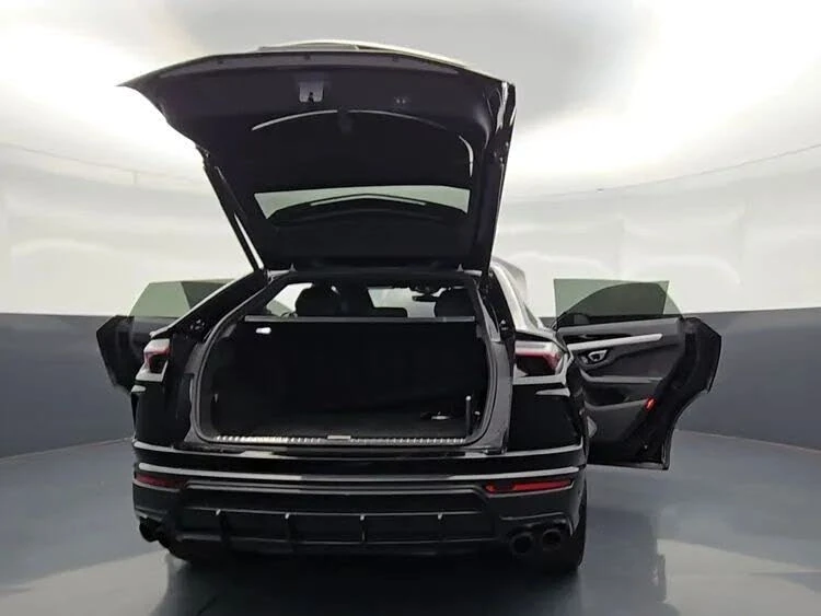 2022 Lamborghini Urus - Image 19 of 31