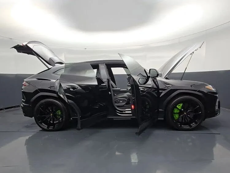 2022 Lamborghini Urus - Image 22 of 31
