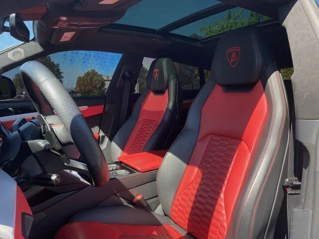 2022 Lamborghini Urus - Image 7 of 31