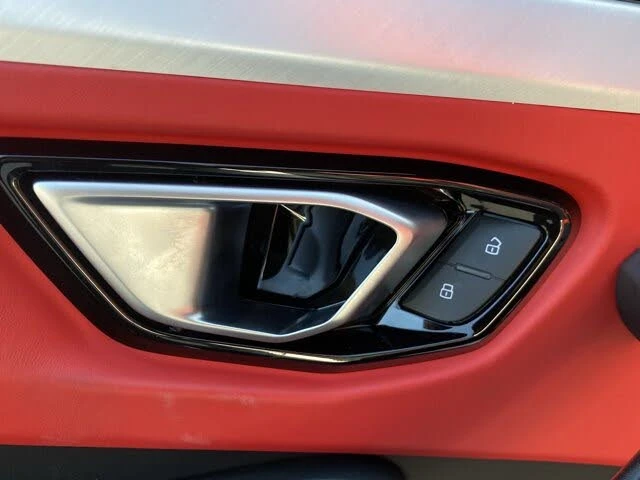 2022 Lamborghini Urus - Image 26 of 31